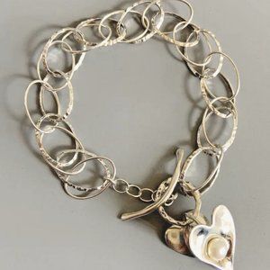 HAGIT Gorali Sterling Pearl Sculptured 3D Valentine HEART Charm Toggle Bracelet